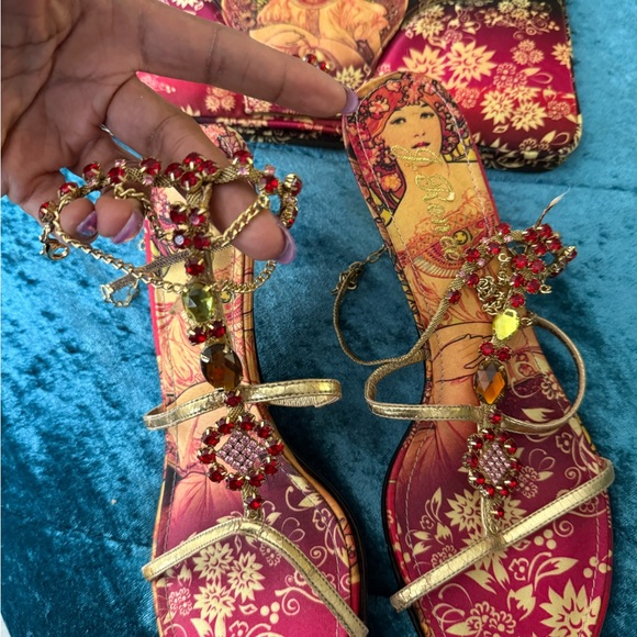 J.Renee Red and Gold Sandals with Matching Clutch - Picture 2 of 6